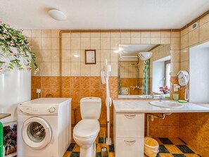 Shower - Pretty Apartment in Etival Clairefontaine With Terrace (Etival-Clairefontaine)