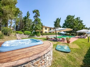 House | Pool | Outdoor pool - Holiday Home in Orciatico With Pool & BBQ (Lajatico)