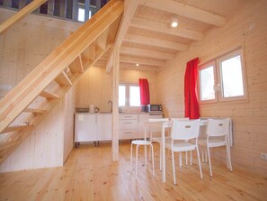 Bungalow | Private kitchen | Highchair - Bungalow in Pomeranian With Garden (Ustka)