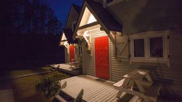 Bungalow | Exterior