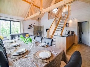 Dining - Idyllic Chalet in Biron with 2 Hot Tubs & Sauna (Erezee)