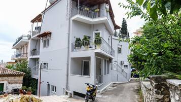 Bahagian luar