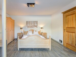 Apartment | 2 bedrooms, bed sheets - Valley View Apartment in Kirchberg in Tyrol near Skiing Area (Kirchberg in Tirol)