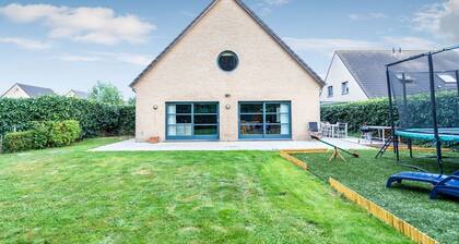 Exotic Villa in Oostende With Garden
