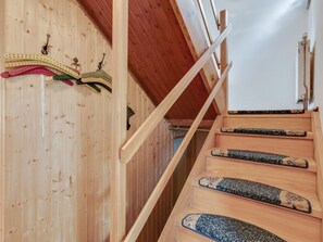 House | Interior - Lively Holiday Home in Wien With Private Garden (Vienna)