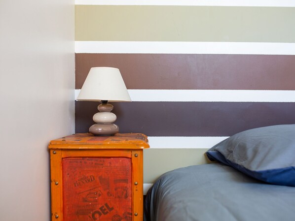 Room - Serene Farmhouse in Sainteny With Boules Court (Terre-et-Marais)