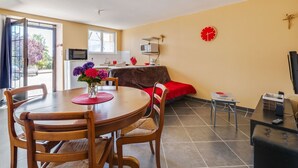 Living room - Serene Farmhouse in Sainteny With Boules Court (Terre-et-Marais)