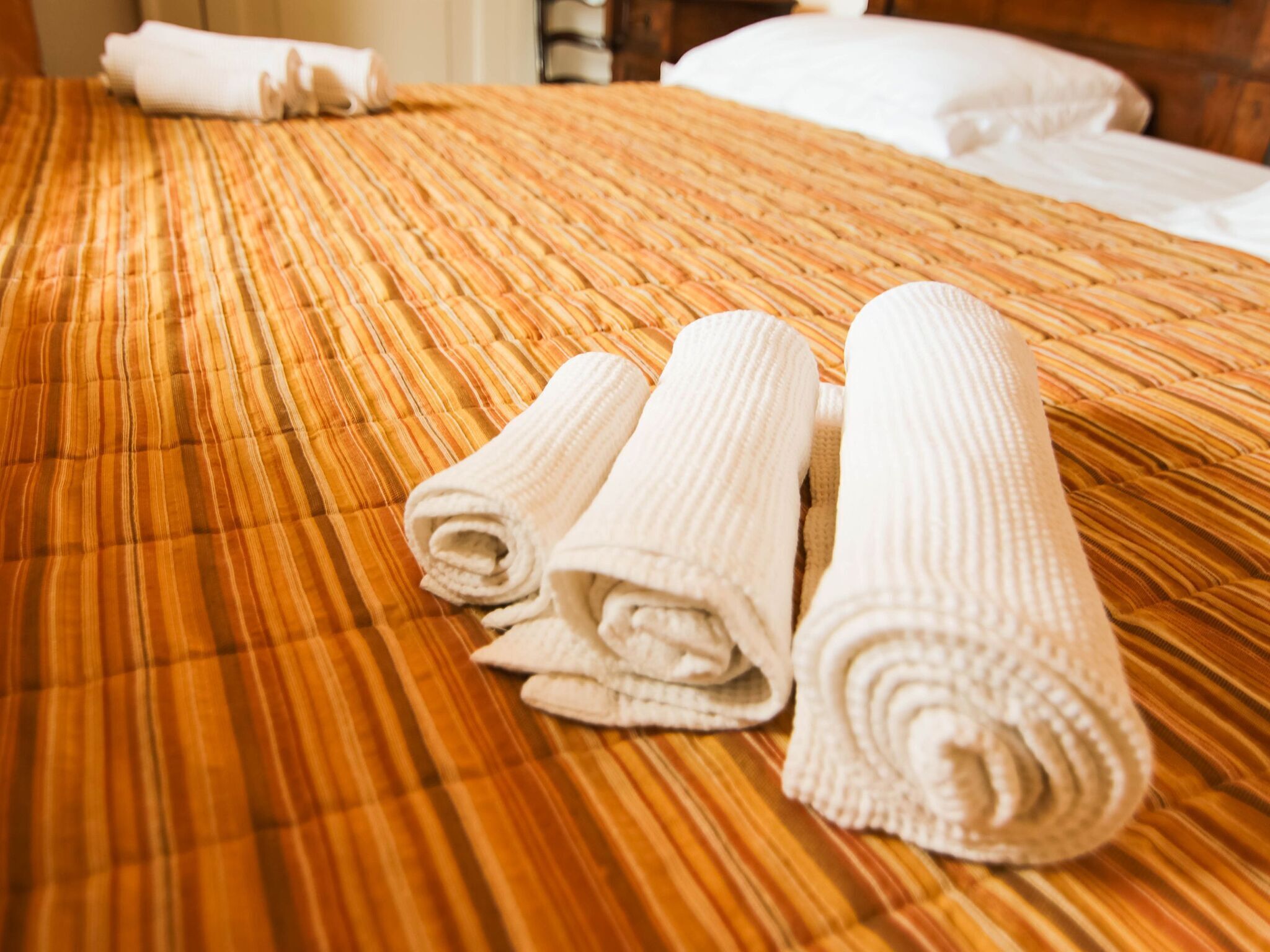 2 bedrooms, individually furnished, bed sheets