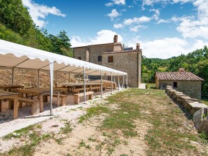 Exterior - Holiday Home in Citta di Castello With Pool (Città di Castello)