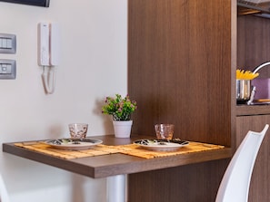 Dining - Urban Apartment in Torre Melissa near Fox Bar (Melissa)