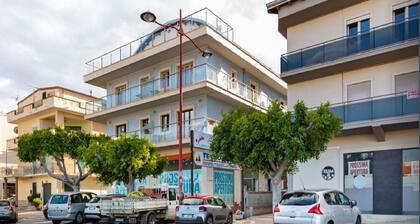 Urban Apartment in Torre Melissa near Fox Bar