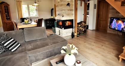 Atractive Detached Villa With Private Heated Swimming Pool and Covered Terrace