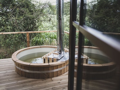 Romantic Woodland Chalet