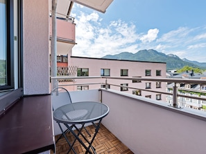 Balcony - Elegant Apartment in Bad Ischl near Traun River (Bad Ischl)