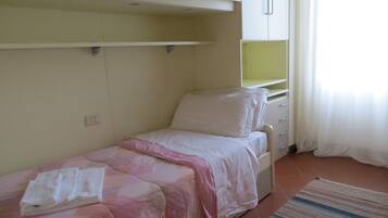 2 bedrooms, individually furnished, bed sheets
