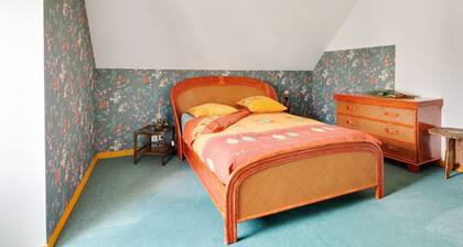 Welcoming Holiday Home in Sommervieu With Garden & Terrace