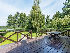 Balcony - Aesthetic Holiday Home in Wielka Wies With Terrace (Steszew)