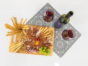 Apartment | Dining