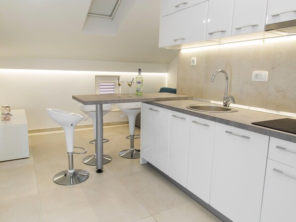 Apartment | Private kitchen