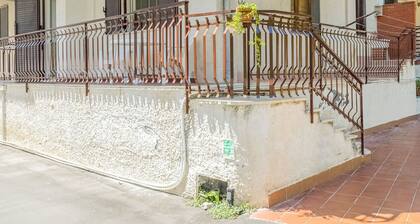 Scenic Holiday Home in Acicastello near Acitrezza Sea