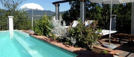 ハウス | プール | 屋外プール