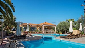 Outdoor pool - Gorgeous Studio in Lesvos Island With Balcony (Lesvos)