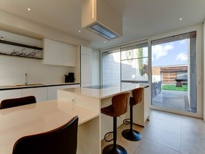 House | Dining