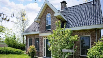 House | Exterior