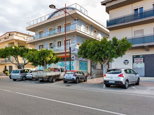Appealing Apartment in Torre Melissa near Sea Beach
