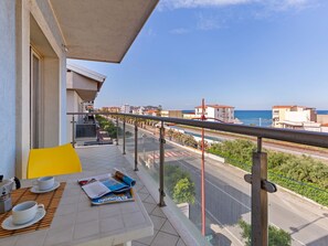 Balcony - Appealing Apartment in Torre Melissa near Sea Beach (Melissa)
