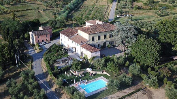 A large estate with a swimming pool, multiple buildings, and terraced fields. - Comfortable Holiday Home in Pistoia With Pool (Pistoia)