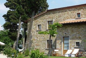 House | Garden - Holiday Home in Montecarelli With Pool (Barberino di Mugello)