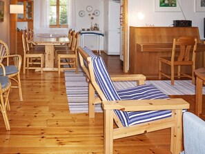 House | Dining