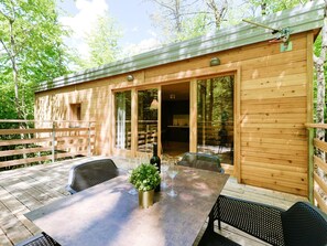 Balcony - Quaint Chalet in Drenovac Raducki Among Trees (Gospic)