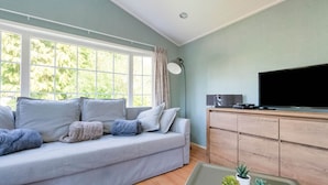 Chalet | Living room - Chalet in Stegeren Near Hiking Trails (Stegeren)