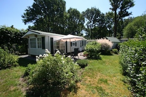 Exterior - Chalet in Stegeren Near Hiking Trails (Stegeren)