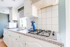 Chalet | Cuisine privée | Micro-ondes, plaque de cuisson