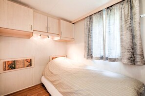 木屋 | 2 間臥室、布置獨特、床單