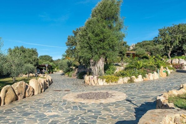 House | Garden - Holiday Home in Telti Near Beach (Telti)