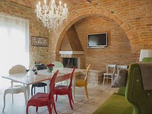 Dining - Belvilla by OYO Villa Melissa REQ (Marciano della Chiana)