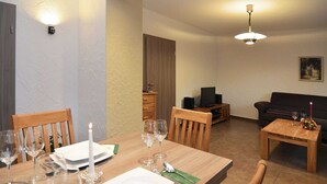 Unclassified image, 4 of 36, button - Barrier-free, Modern Apartment With Terrace at the Foot of Hallenburg Castle (Steinbach-Hallenberg)
