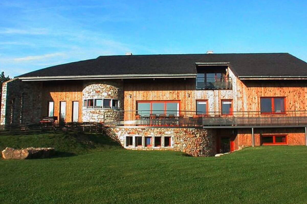 Villa | Exterior