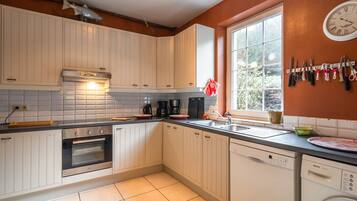 House | Private kitchen | Highchair