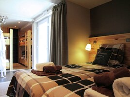 Villa | 7 bedrooms, individually furnished, bed sheets