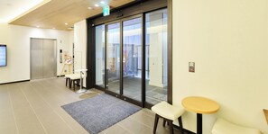 Interior entrance - Hotel Meldia Shijokawaramachi Annex (Kyoto)