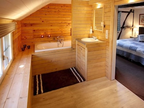 House | Bathroom