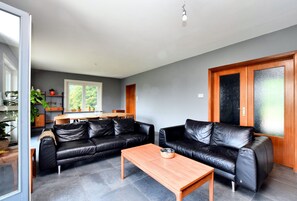 House | Living room