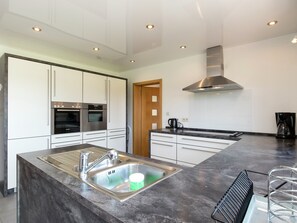 Maison | Cuisine privée | Chaise haute