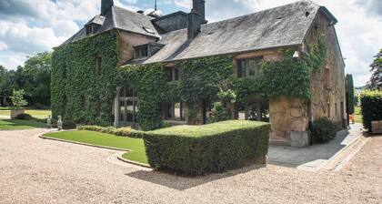 Magnificent Luxury Chateau in Vast Garden with Sauna & Hot Tubs
