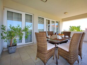 Balcony - Sun-kissed Apartment in Bibinje With Garden (Bibinje)